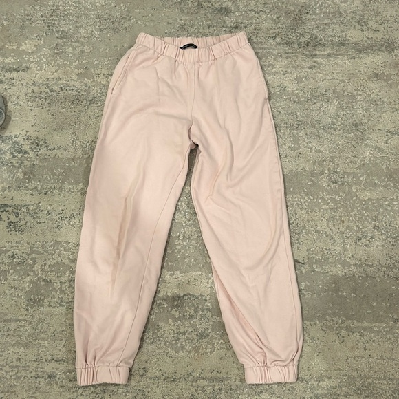 Brandy Melville Pants - Brandy Melville Light Pink Rosa Sweatpants